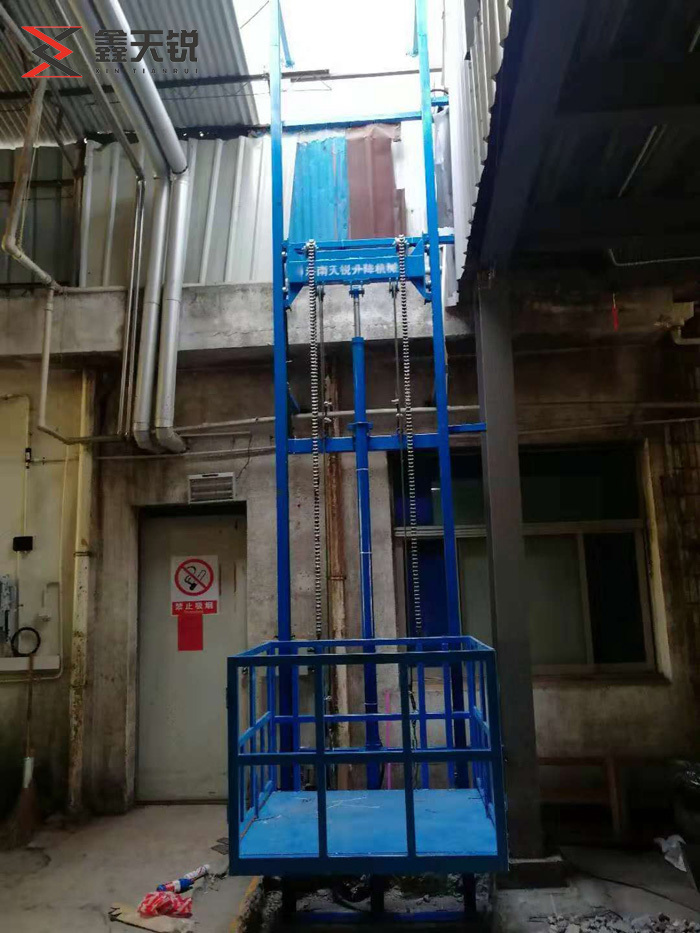 保亭导轨式升降货梯